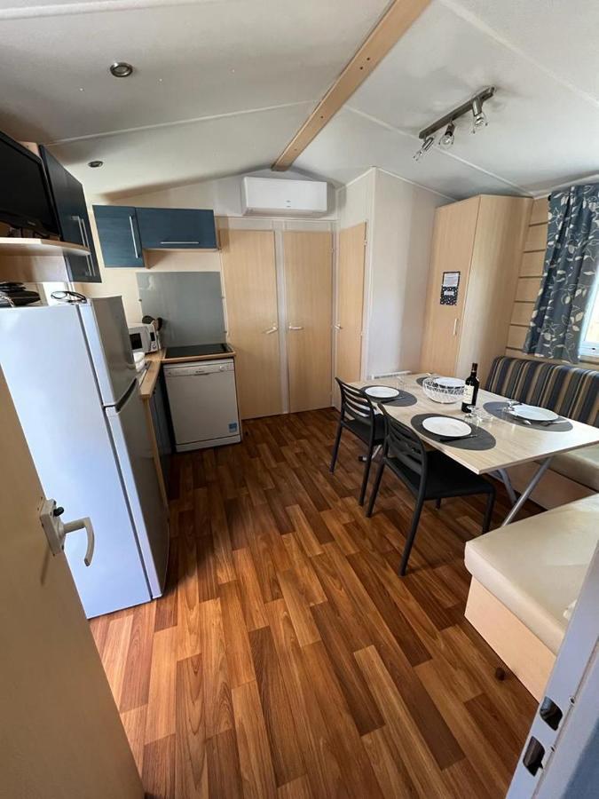 Mobil Home 8 Personnes Camping L'Elysee Vagues Oceanes Le Grau-du-Roi Zewnętrze zdjęcie